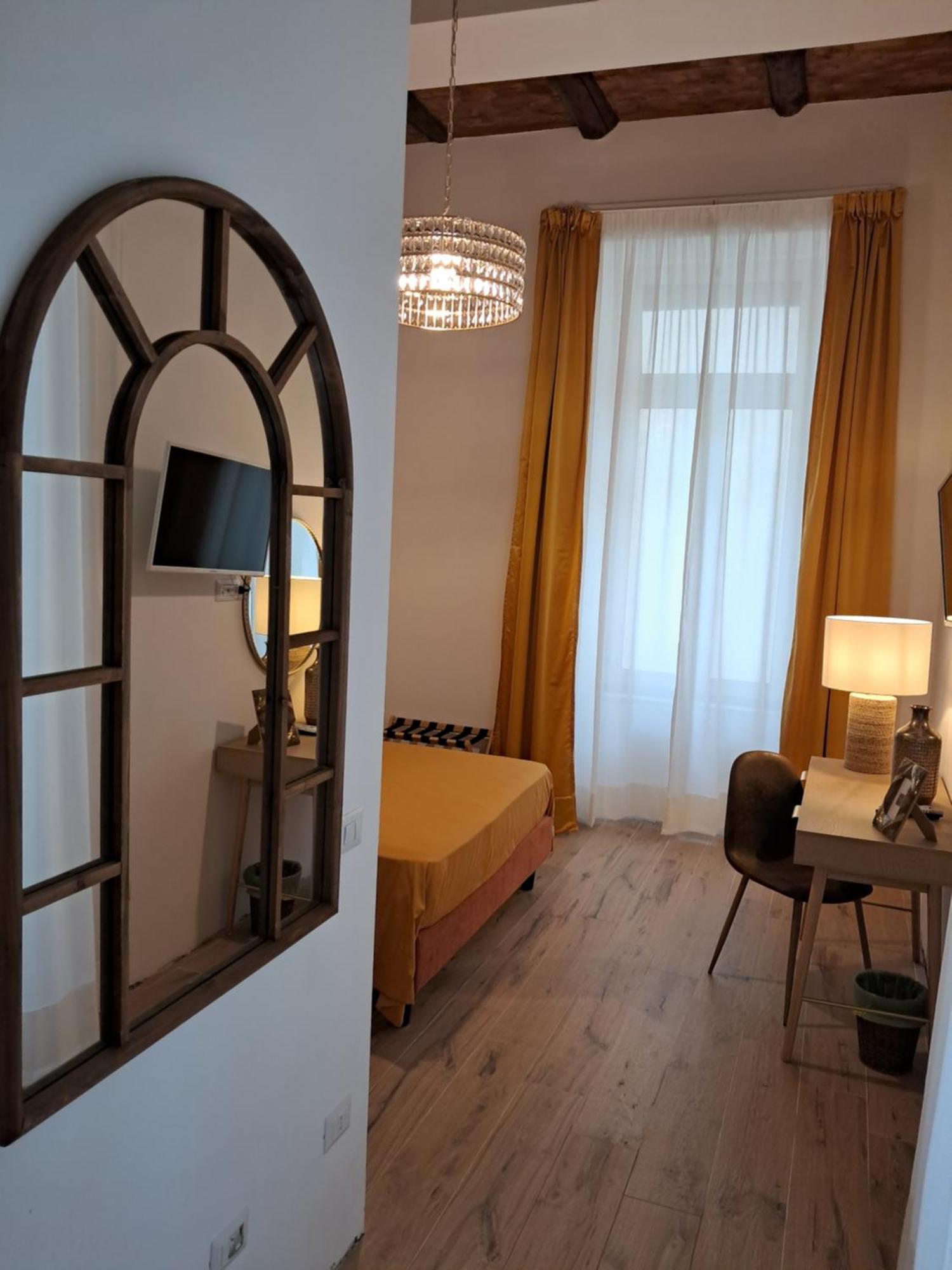 Hotel Domus Sirena à Naples Extérieur photo