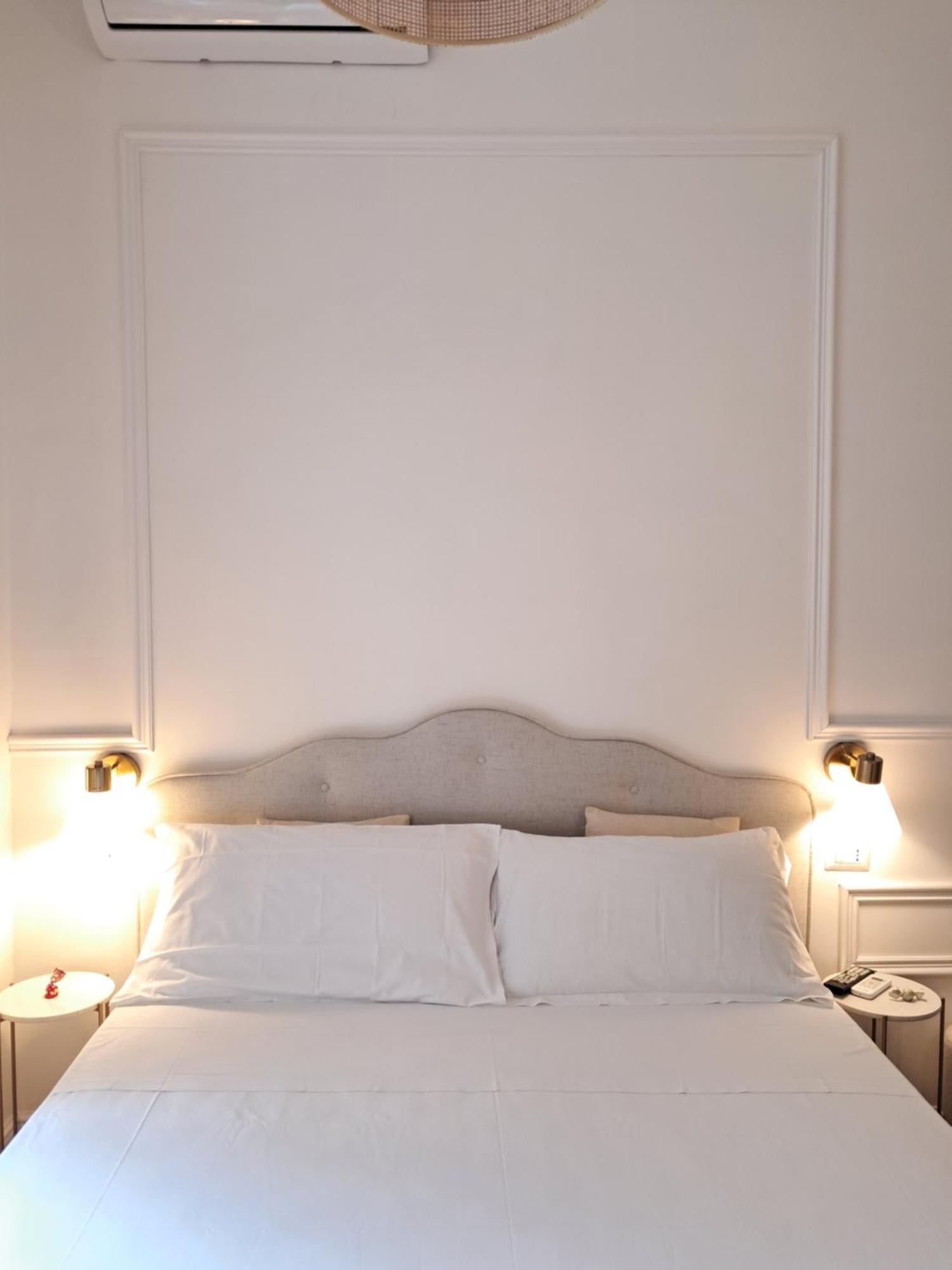 Hotel Domus Sirena à Naples Extérieur photo