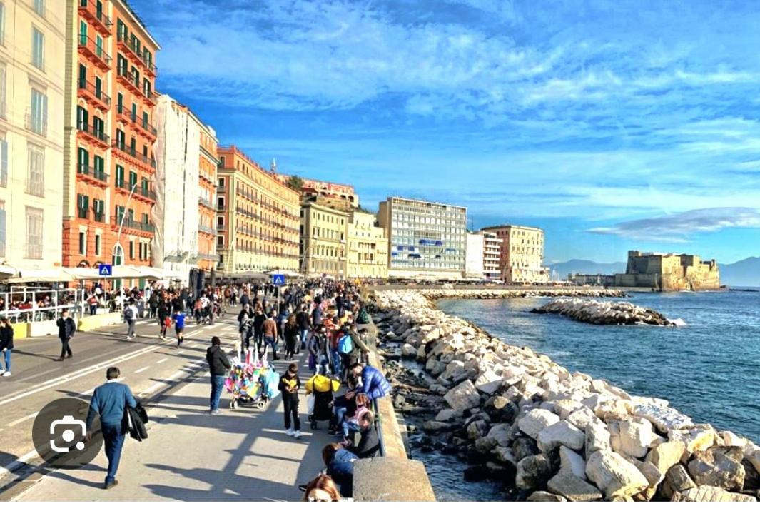 Hotel Domus Sirena à Naples Extérieur photo