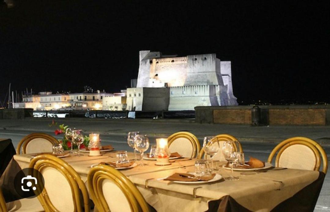 Hotel Domus Sirena à Naples Extérieur photo